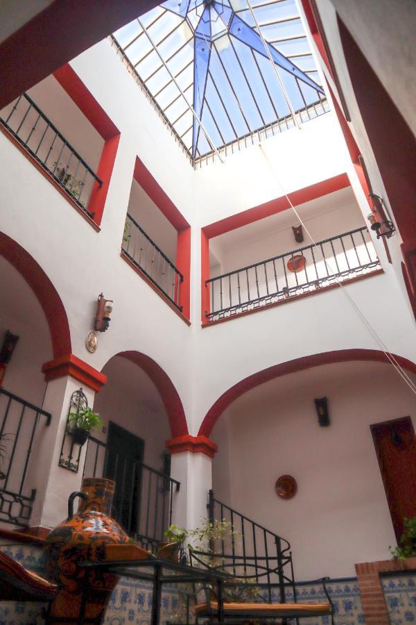 Apartamentos Turisticos Casa Cantillo Кармона Экстерьер фото